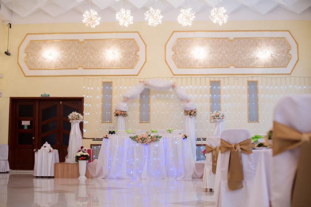 Ust-Kamenogorsk Hotel المظهر الخارجي الصورة
