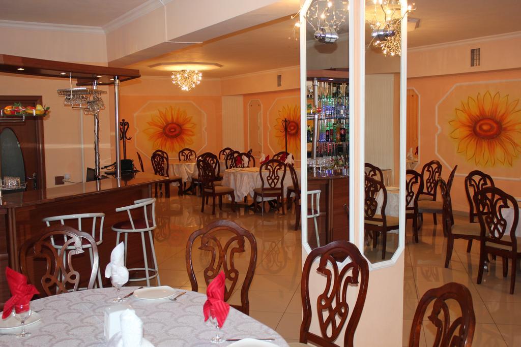 Ust-Kamenogorsk Hotel المظهر الخارجي الصورة