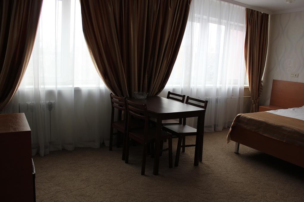Ust-Kamenogorsk Hotel المظهر الخارجي الصورة