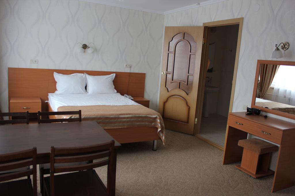 Ust-Kamenogorsk Hotel المظهر الخارجي الصورة