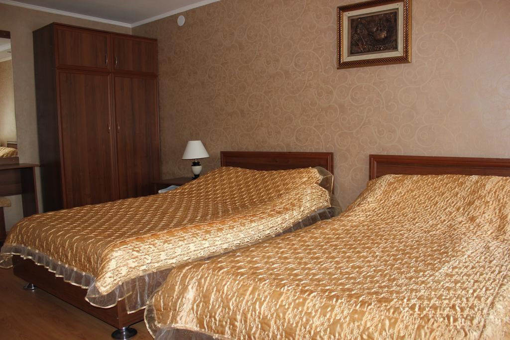 Ust-Kamenogorsk Hotel المظهر الخارجي الصورة